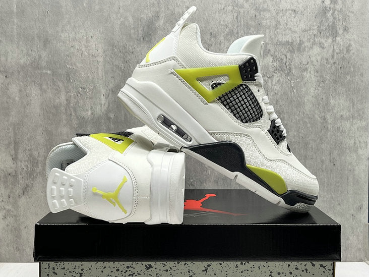 Air Jordan 4