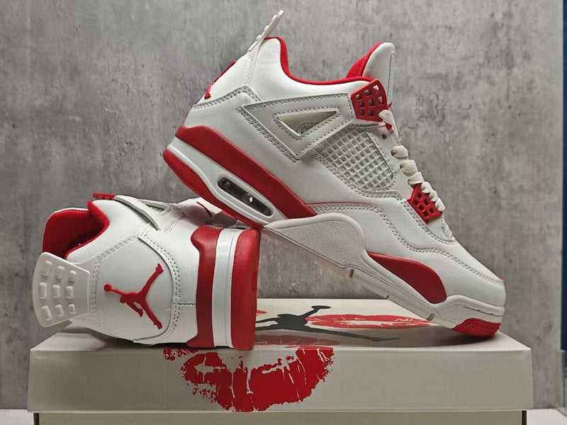 Air Jordan 4