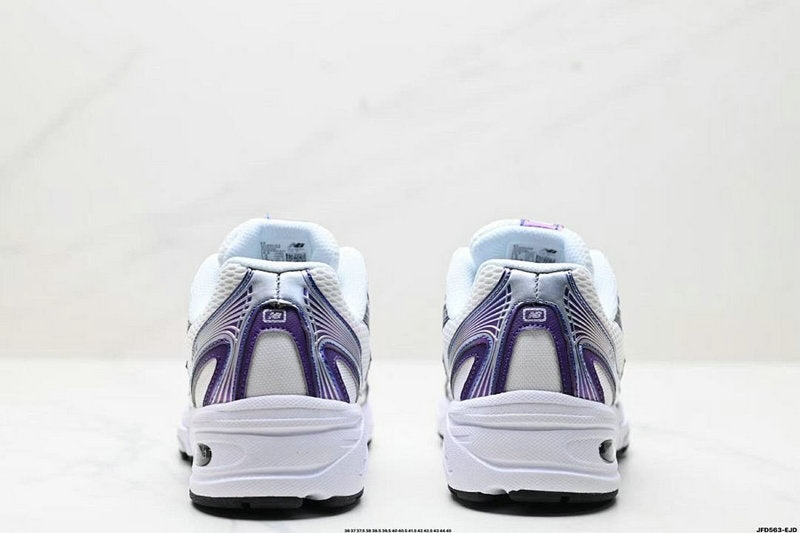 New Balance 740