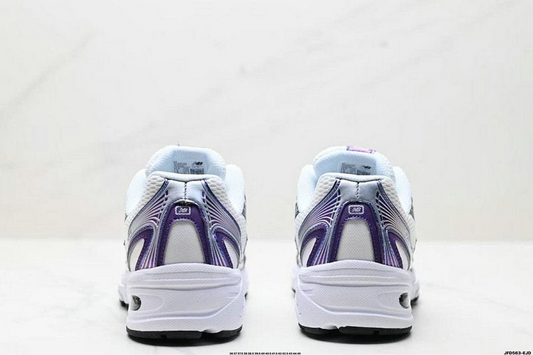 New Balance 740