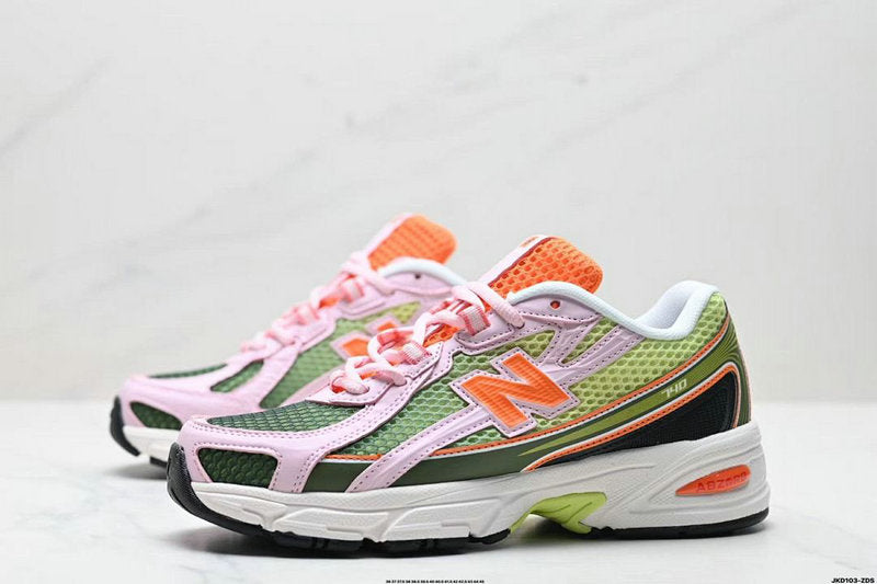 New Balance 740